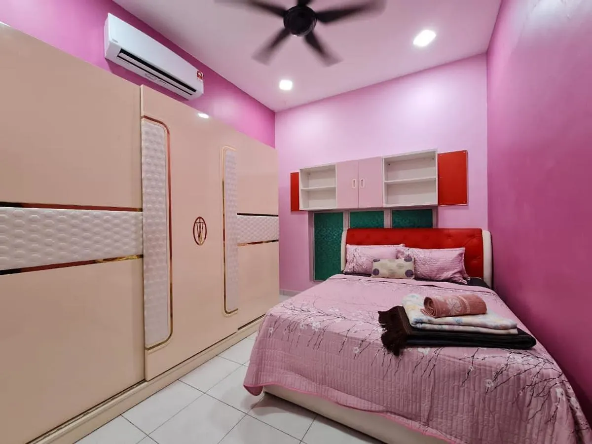 Homestay Epoh Manjoi With Private Pool And Jacuzzi 怡保 度假居