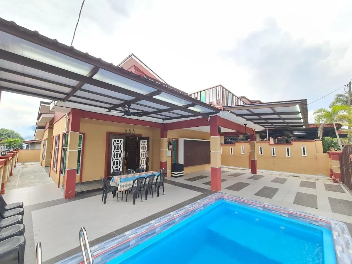 Homestay Epoh Manjoi With Private Pool And Jacuzzi Ipoh 0*,