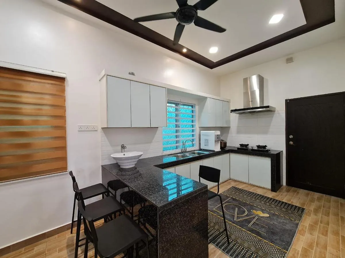 Homestay Epoh Manjoi With Private Pool And Jacuzzi Ipoh Holiday home